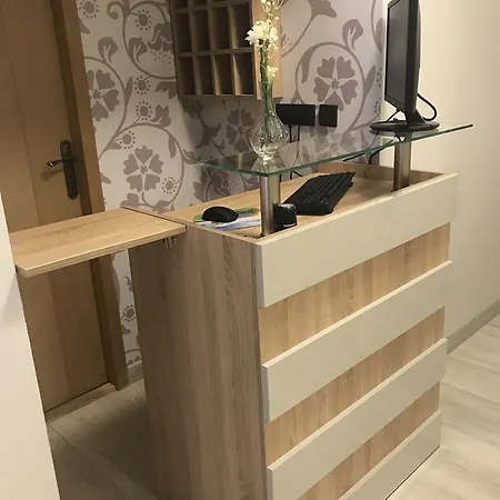 Centar- Апартаменты *